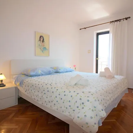 Дом отдыха Pinia In Strandnaehe Mit Garten